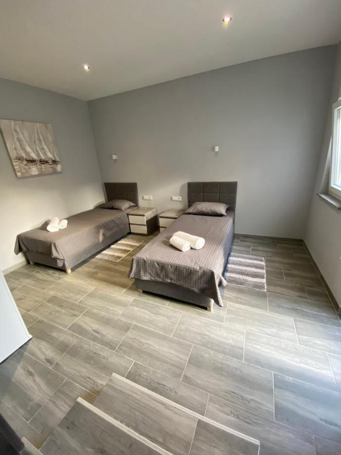 Villa Maleo Medulin Exteriör bild